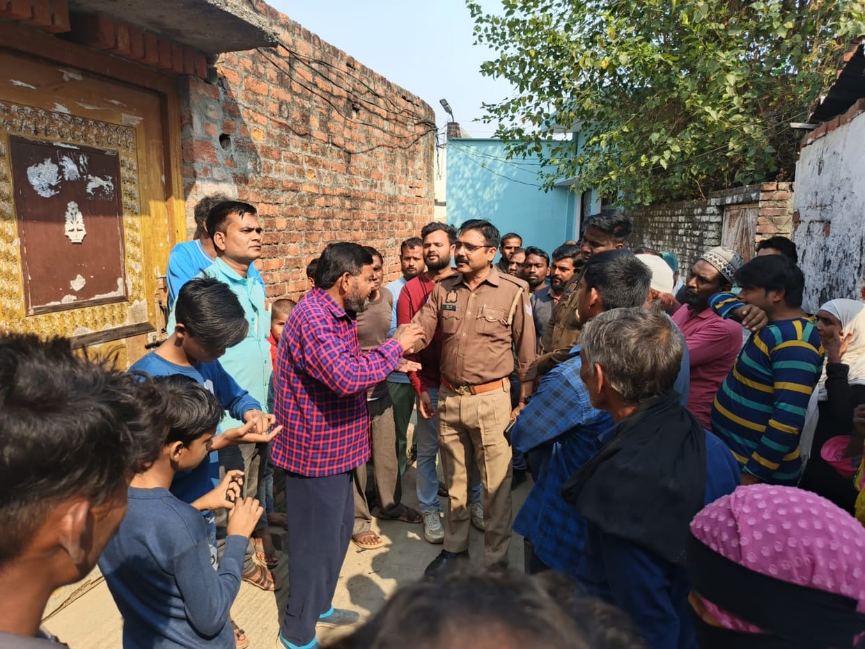 Opposition to smart meters in Kheri town, altercation between consumers and team