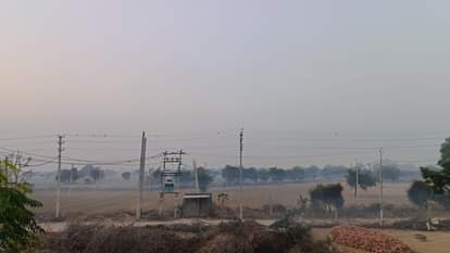 After improvement, the air of the district became polluted once again.