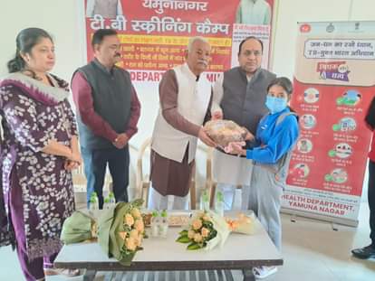 MLA adopts five TB patients, provides nutrition kits