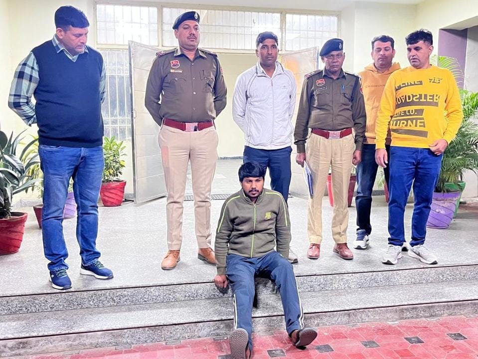 Piyush alias Bachchi, the main accused in the attack on the businessman leader's son, turned out to be a history-sheeter.
