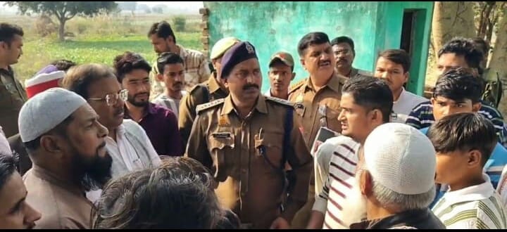 Unknown people set fire to the Dargah, anger erupts