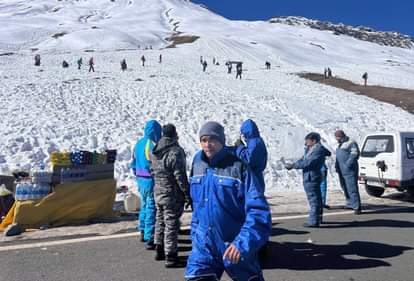 The silence will be broken in December, tourists will return.