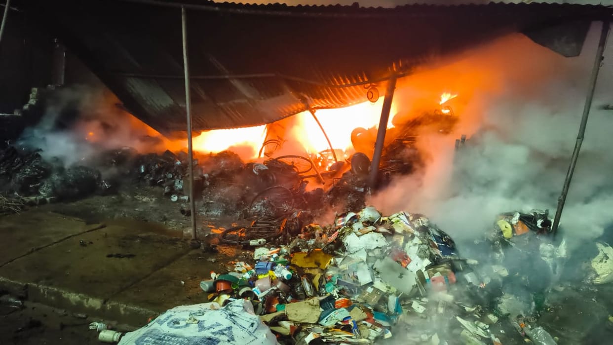 Fire caused by gas cylinder leak