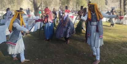 The traditional Hauran dance won the hearts of the guests.