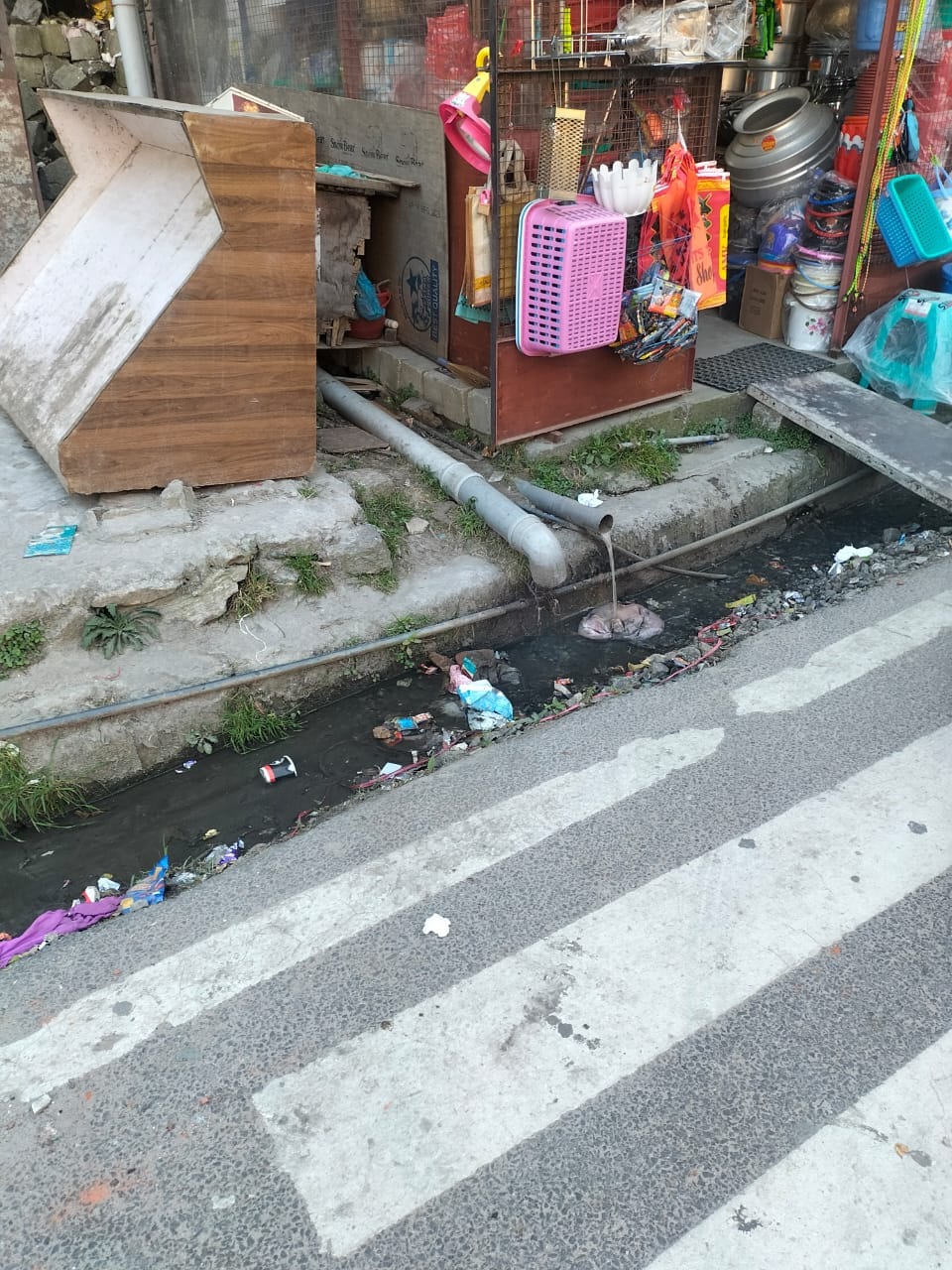 Bhavnagar has not been connected to the sewerage line for two and a half decades