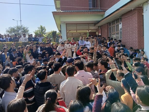 Locked the main entrance of Sanskrit University and created ruckus