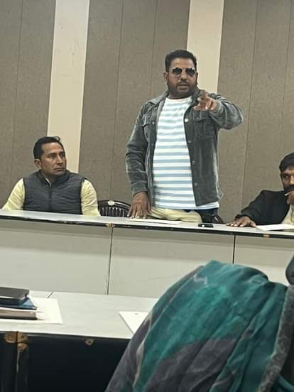 The vice president's representative arrived with a pistol in kaithal