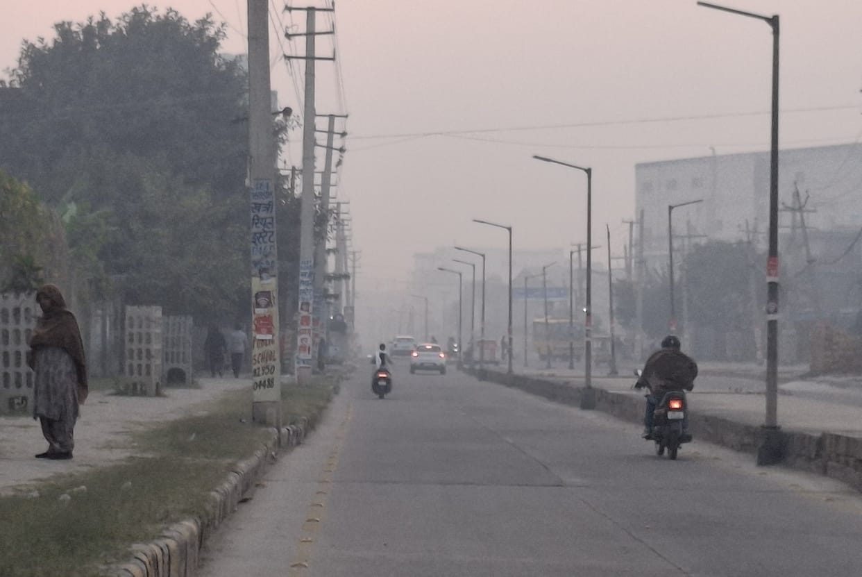 Claims lost in burning garbage and air becoming poisonous