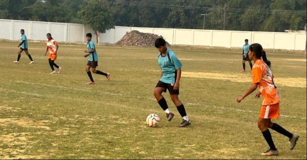 Agra defeated Vindhyachal Mandal in the inaugural match