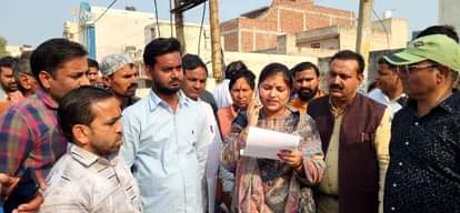 The police officer behaved rudely with the councilor, the MLA connected the phone to the DIG