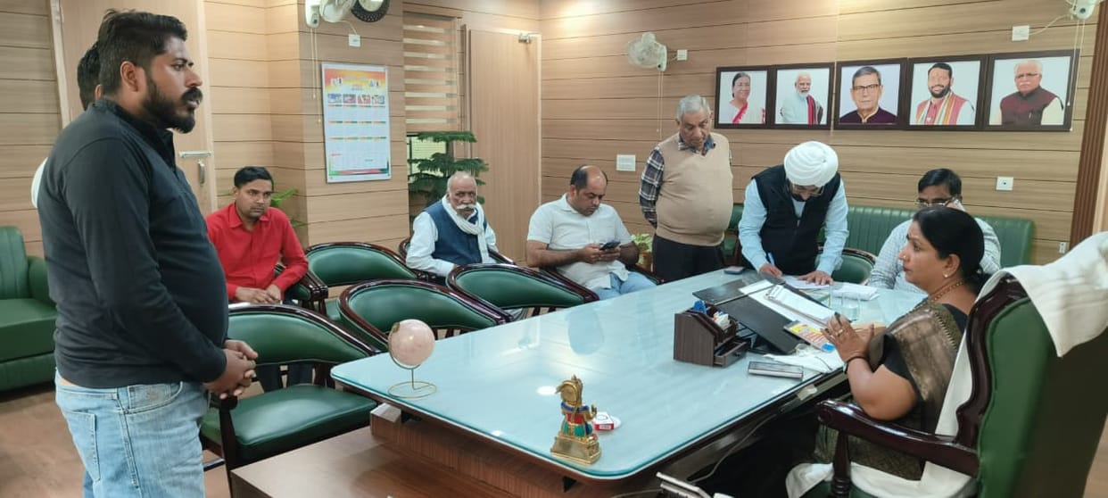 App and portal for cleanliness, contact toll free for sewerage: Mayor