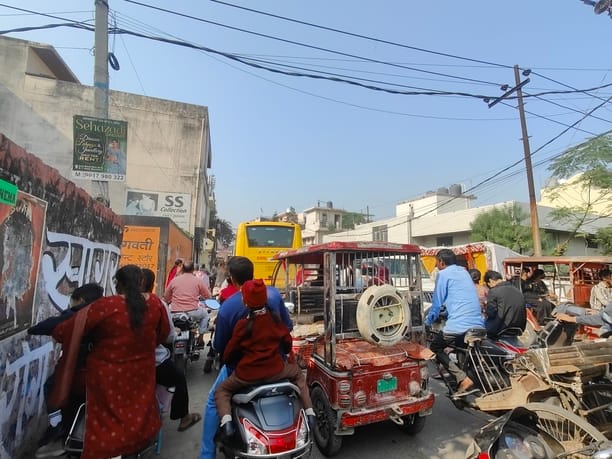 ARTO raids modification shops, 50 number plates seized