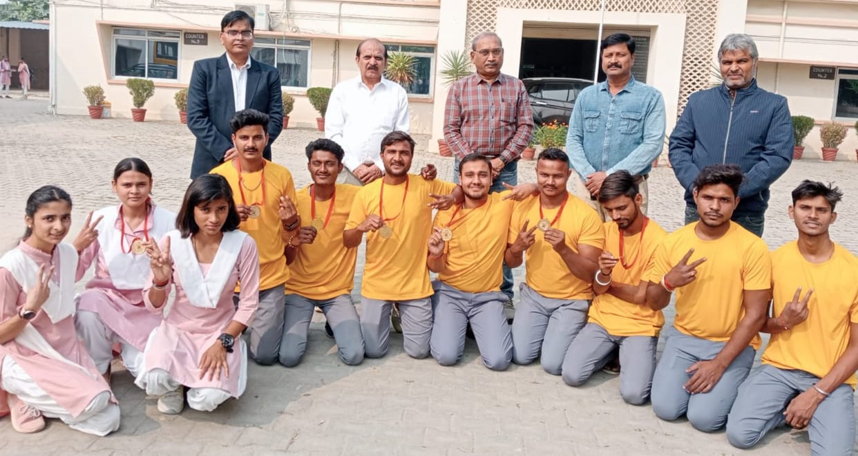 PBPG College became the winner by defeating Kalakankar in handball