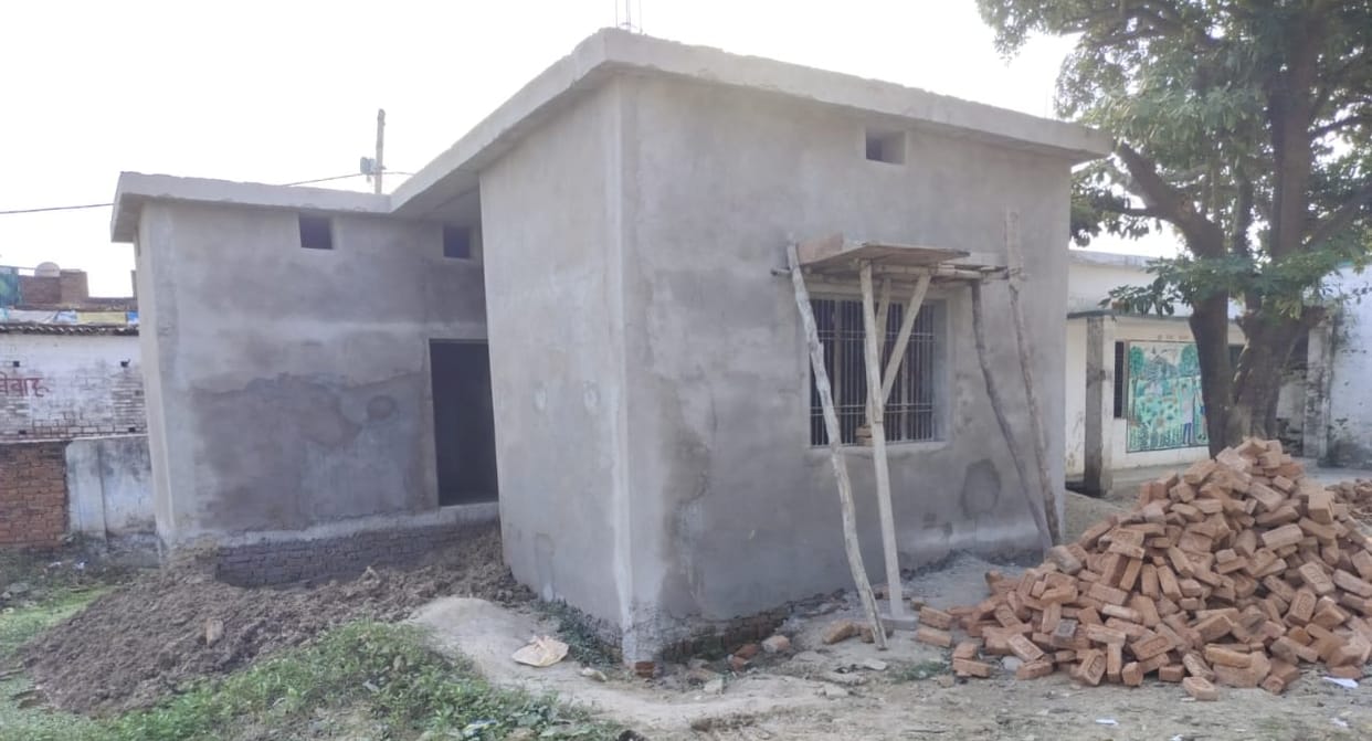 The High Court has put a stay on the construction of Anganwadi Bhawan.