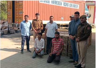 Sirohi News: 286 cartons of various brands of English liquor seized from container