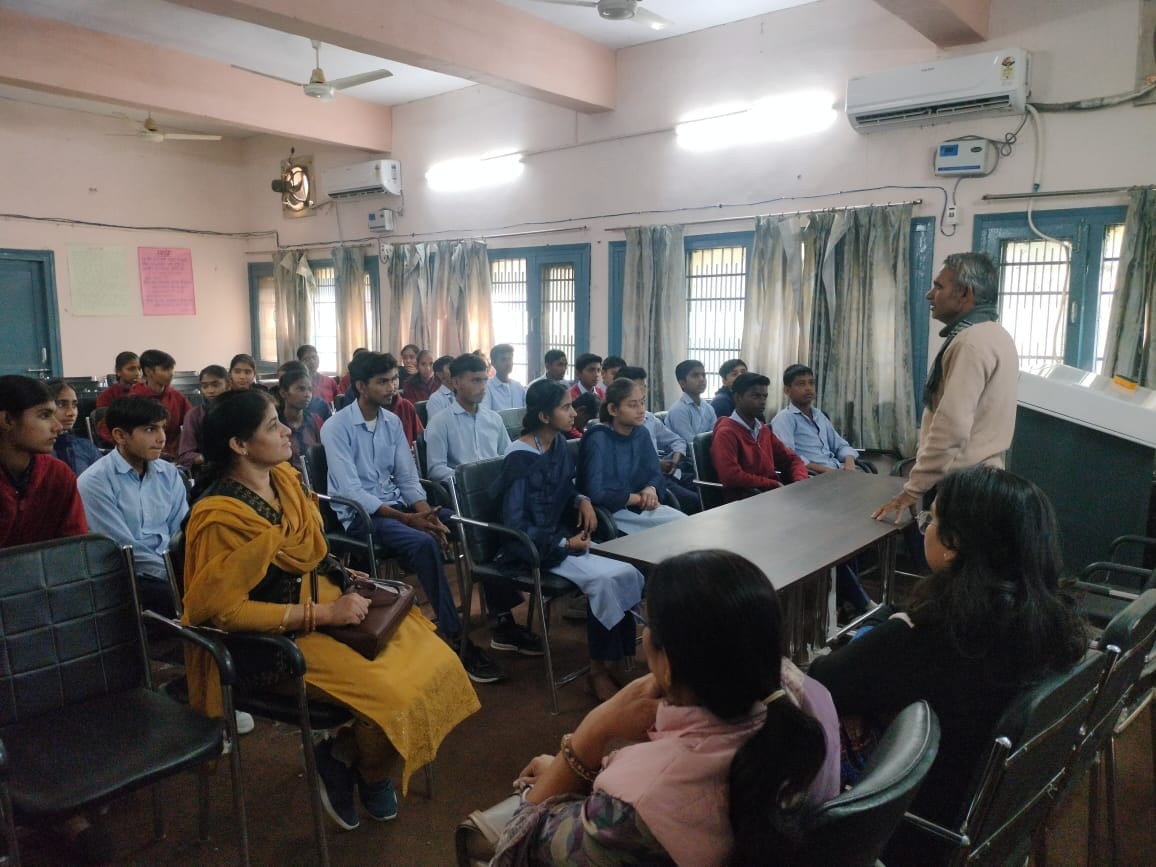 Children presented a PPT on the importance of Constitution Day.