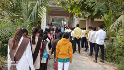 3542 candidates appeared in the graduate semester examination.