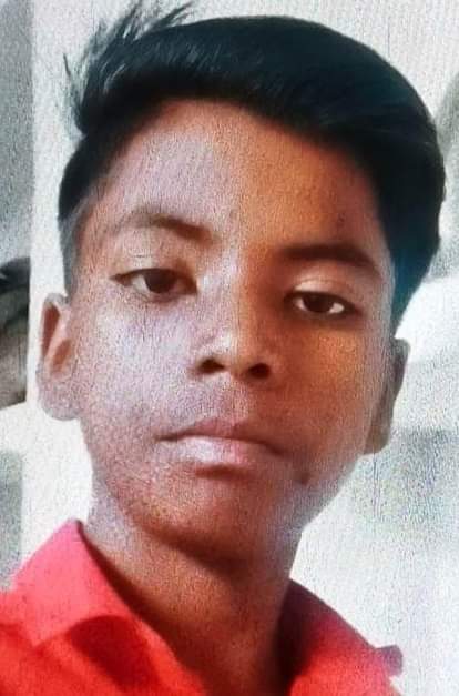 Thresher overturns, Class 9 student dies after being crushed