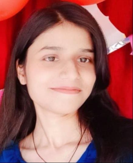 Teacher returning from school dies in road accident