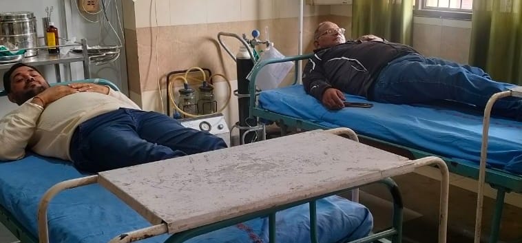The team that went to catch electricity theft was attacked at night