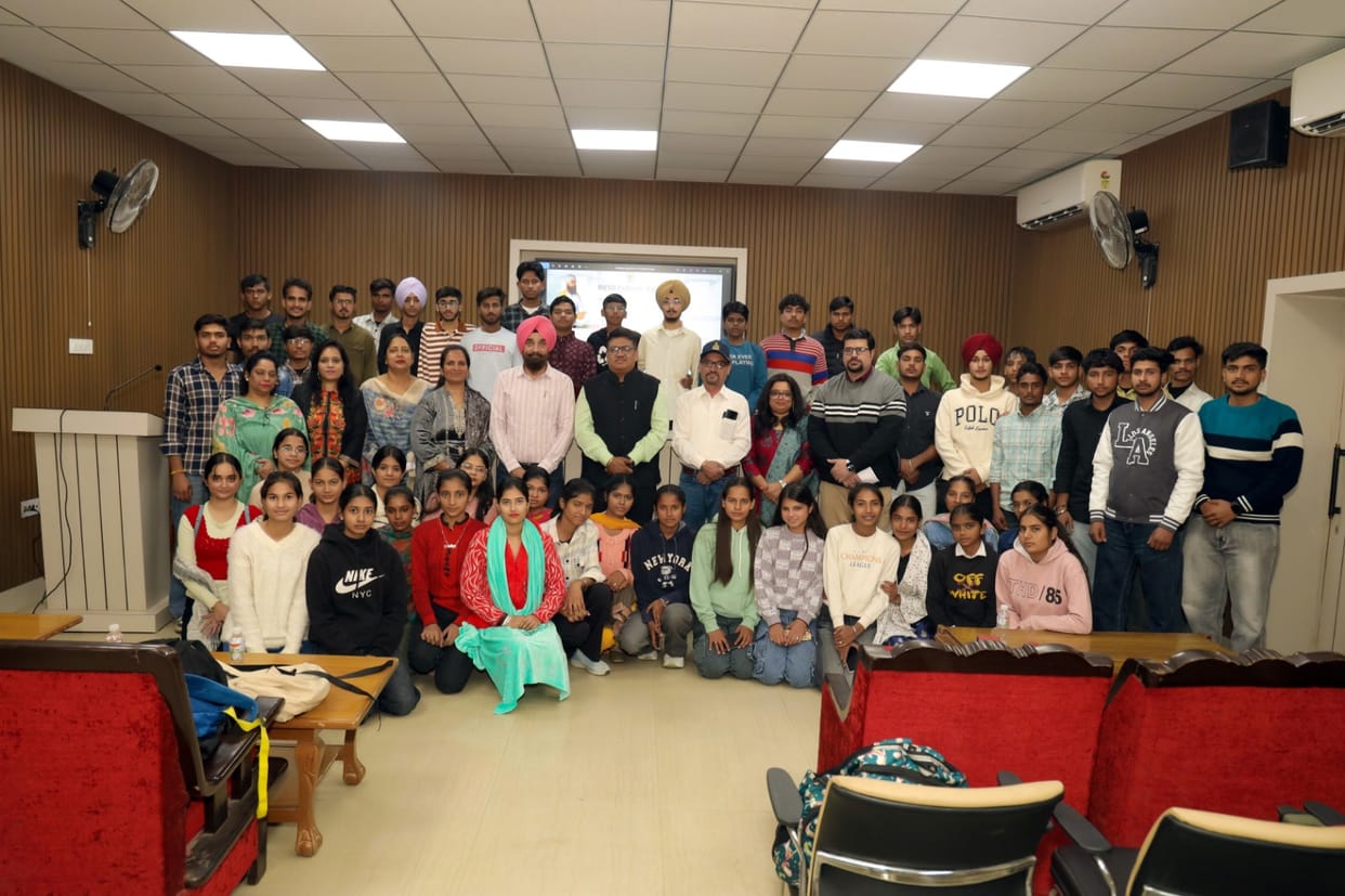 Lecture on the life philosophy of Guru Tegh Bahadur at RKSD College