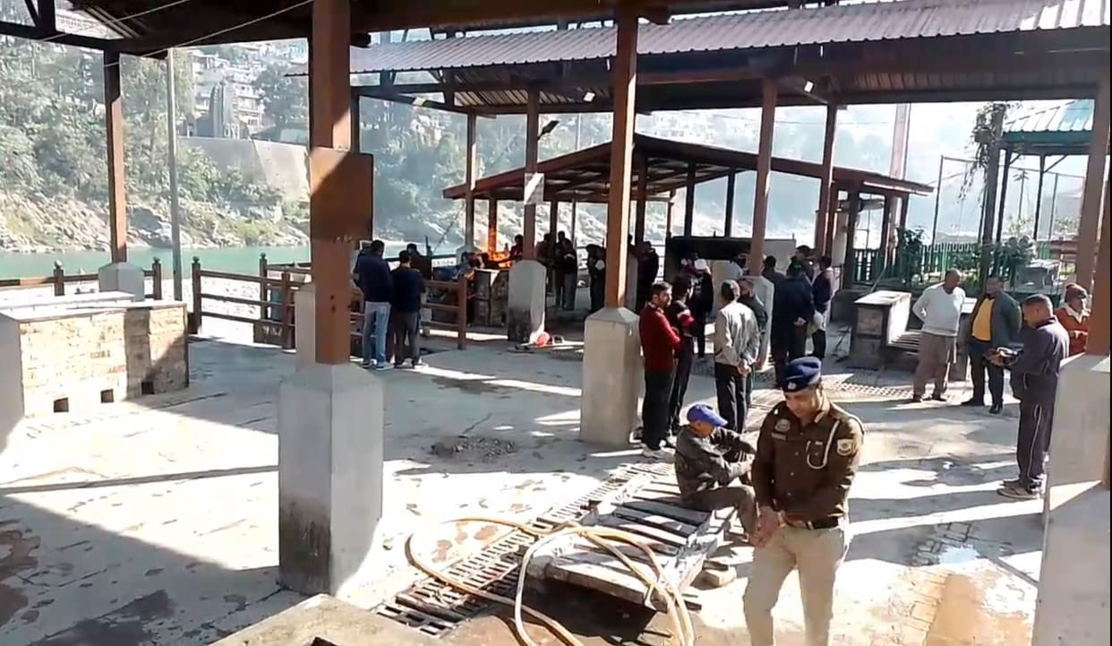 Acid attack: Mamata's last rites performed under police protection at Hanuman Ghat