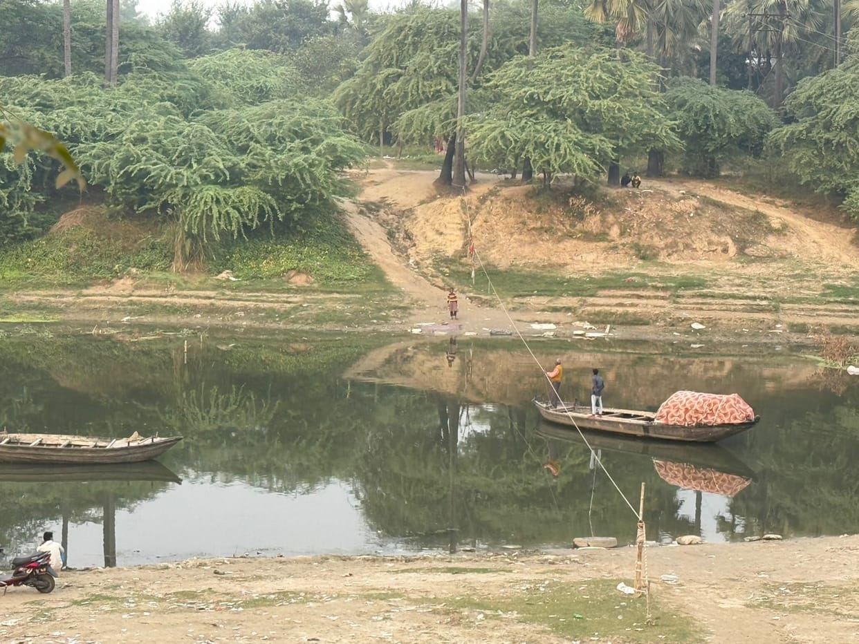With the construction of the pontoon bridge, 35,000 people from seven localities will not have to travel five kilometres.