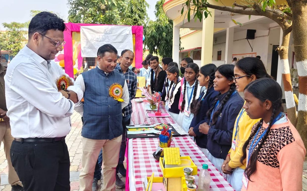 Indra Bahadur of class 10th got first place in science project
