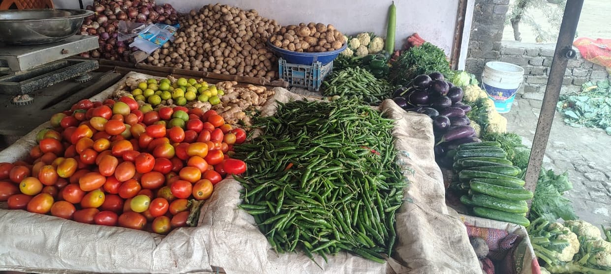 Vegetable prices rise 15% due to wedding season