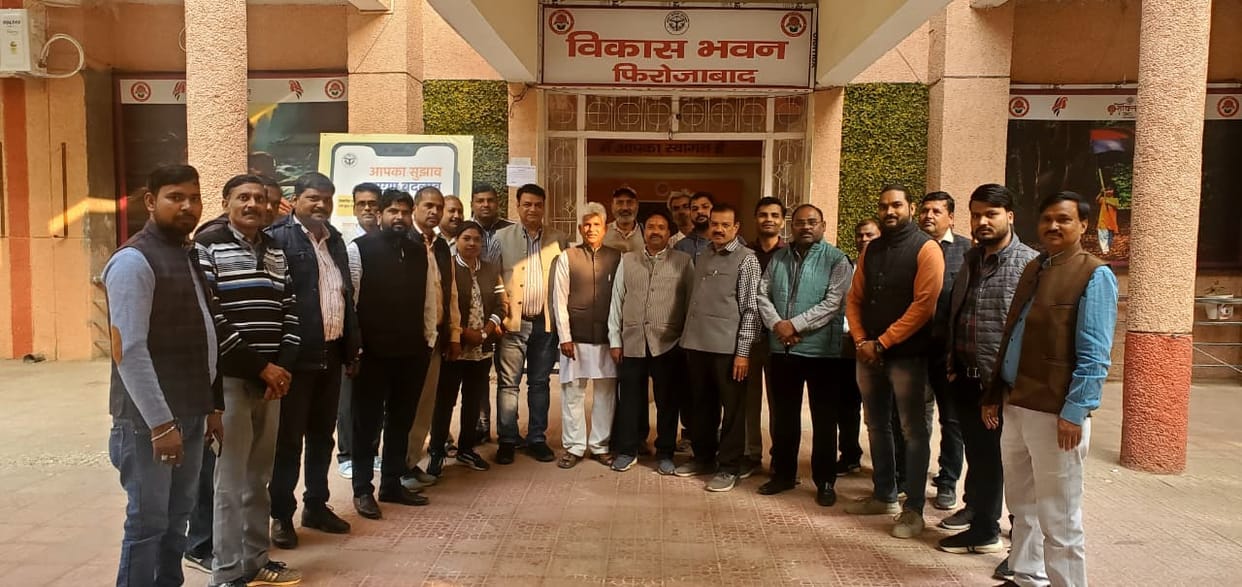 Teachers and employees will go to Delhi for restoration of old pension.