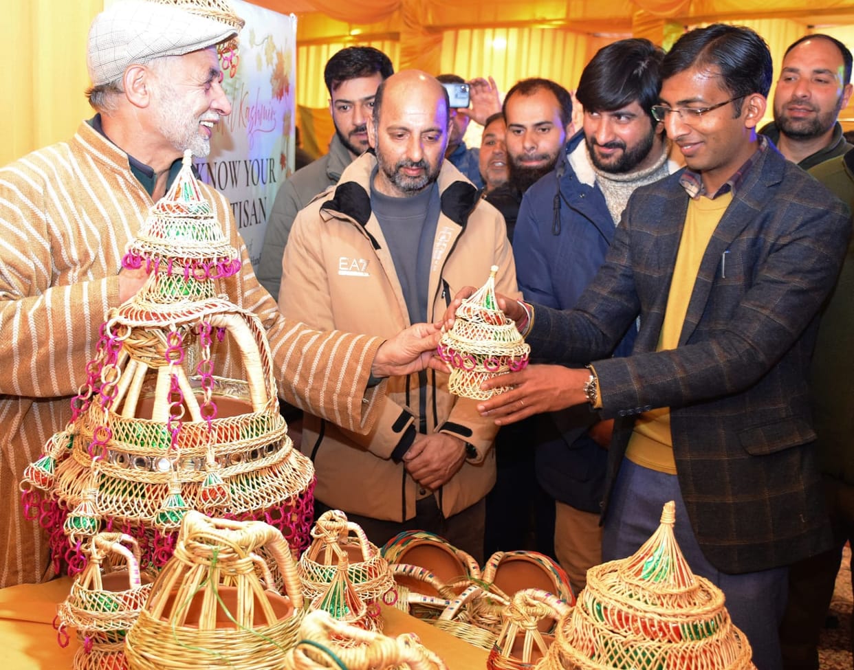 Srinagar, Sher e Kashmir Park, Carnival Start, Soulfull Kashmir