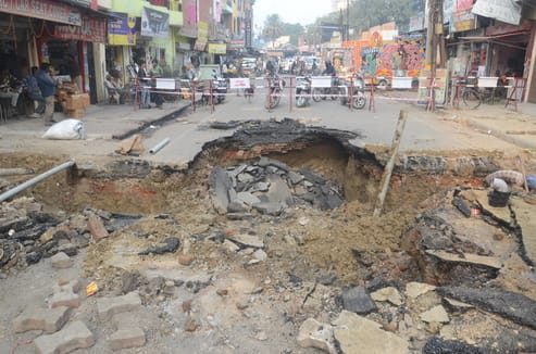 Road caved in due to pipeline breakage near Idgah