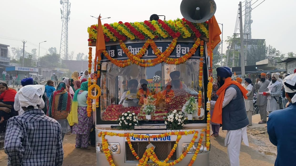 Hindu Chadar Yatra reached Kalvan, devotees took darshan