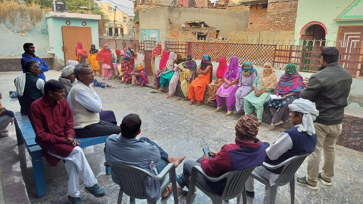 Demand to start the stopped work of MNREGA
