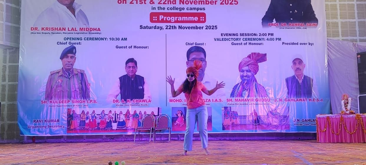 In the youth festival, girl students spread the colors of culture through colorful presentations.