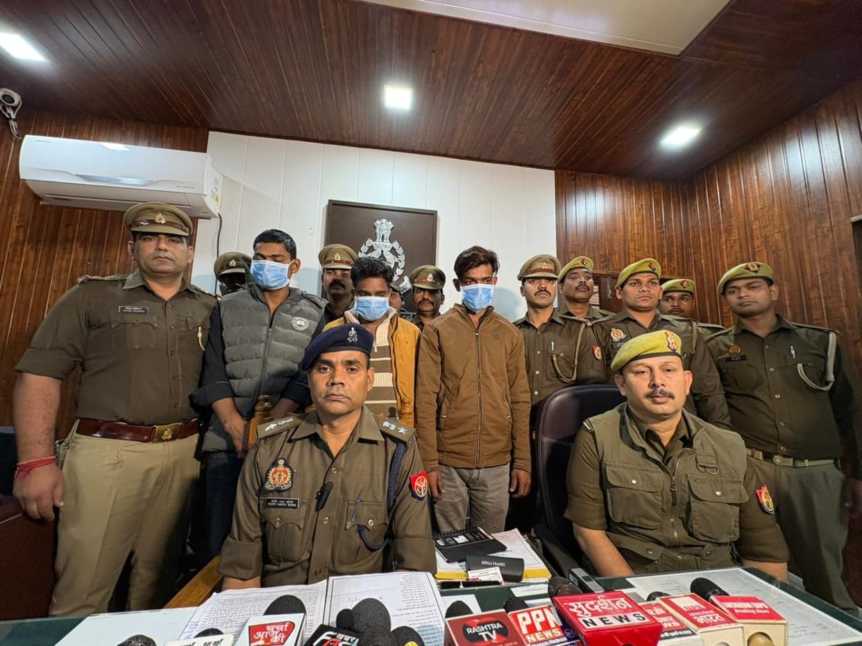 Three accused arrested for stealing from SDM's house