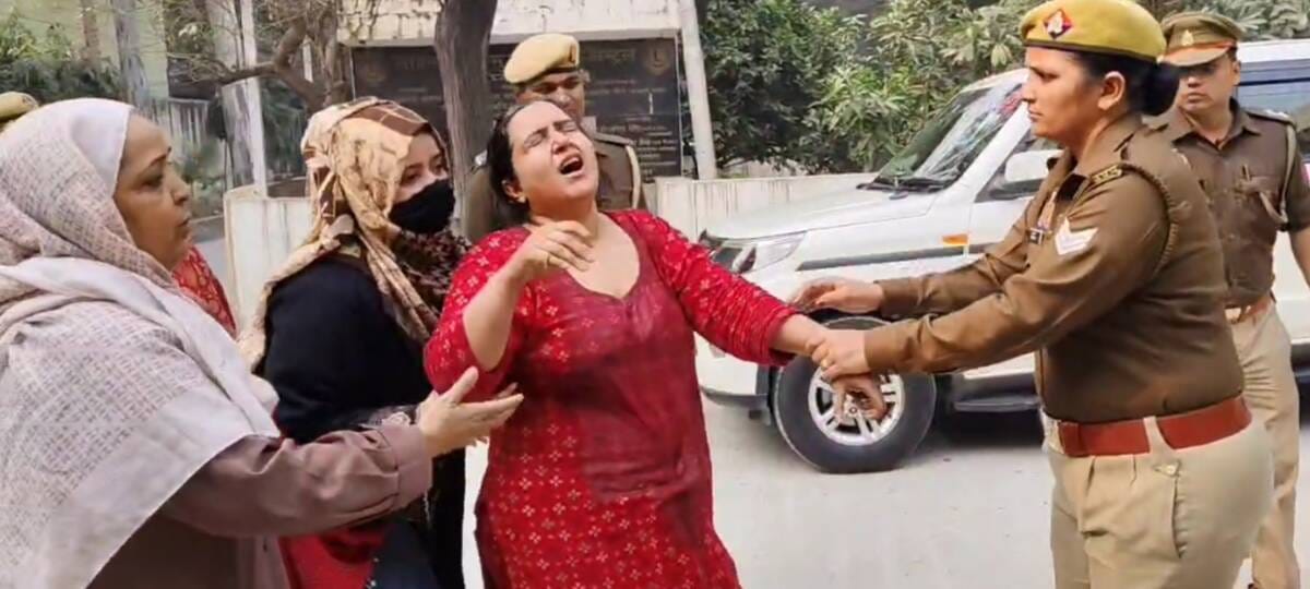 No hearing at the police station, the victim sprayed petrol at the SSP office.