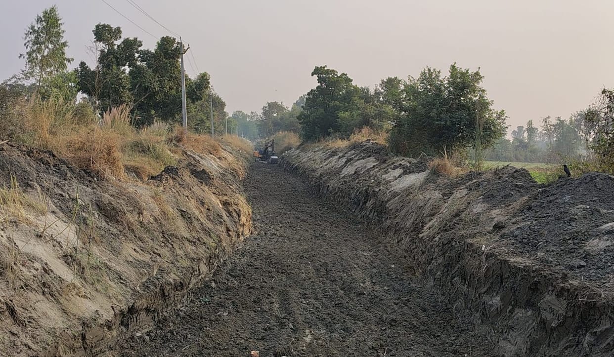Mohanpur canal is not being cleaned properly