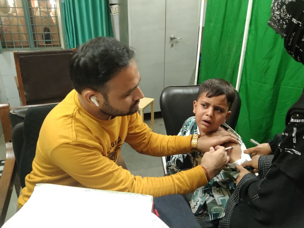 Pitbull attacks two innocent children, injures them