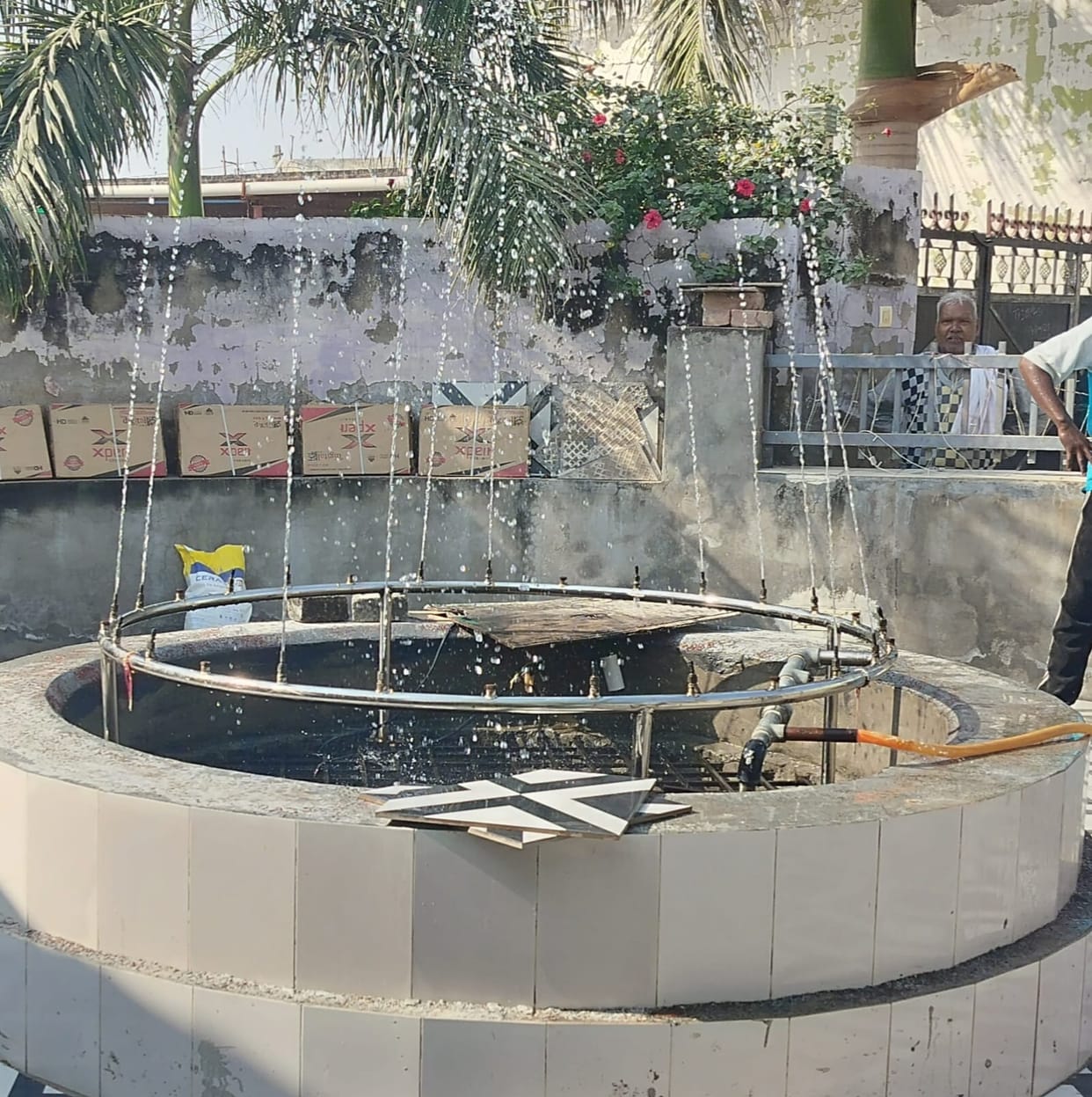 Anandpur Panchayat's unique initiative, installed a fountain on the well