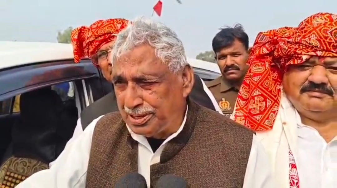 BJP can oust Nitish from power mata prasad political dig makes significant statement regarding flag hoisting
