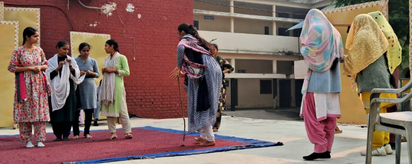 The struggle of women was staged in the play Devangana.