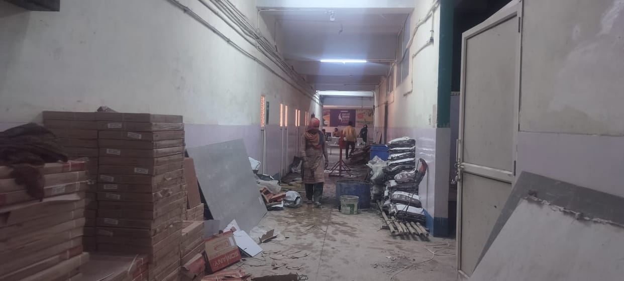 Work on laying tiles on the floor of the Civil Hospital has started.