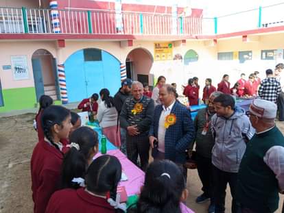 Canteen Express placed first in the technical group of the science exhibition