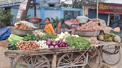 Vegetable prices increase weddings accelerate inflation impact of monsoon and rain