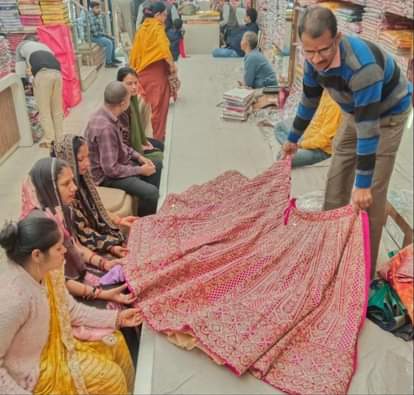Designer lehengas are making waves, brides are loving the royal lehenga.