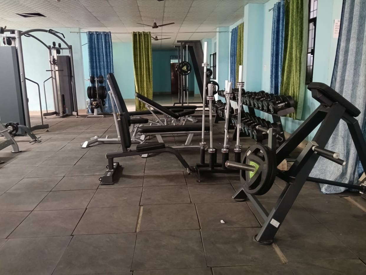 Shocking Gym Scandal: Trainer Accused of Drugging Girl and Exploitation Attempt