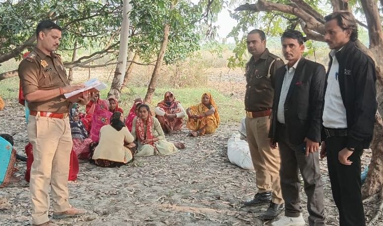 Married woman's body found hanging, murder allegedMarried woman's body found hanging, murder alleged