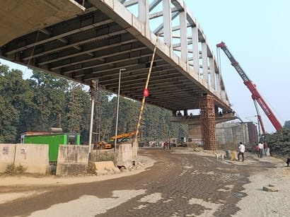 Traffic on the highway is expected to be smooth after twenty-six days
