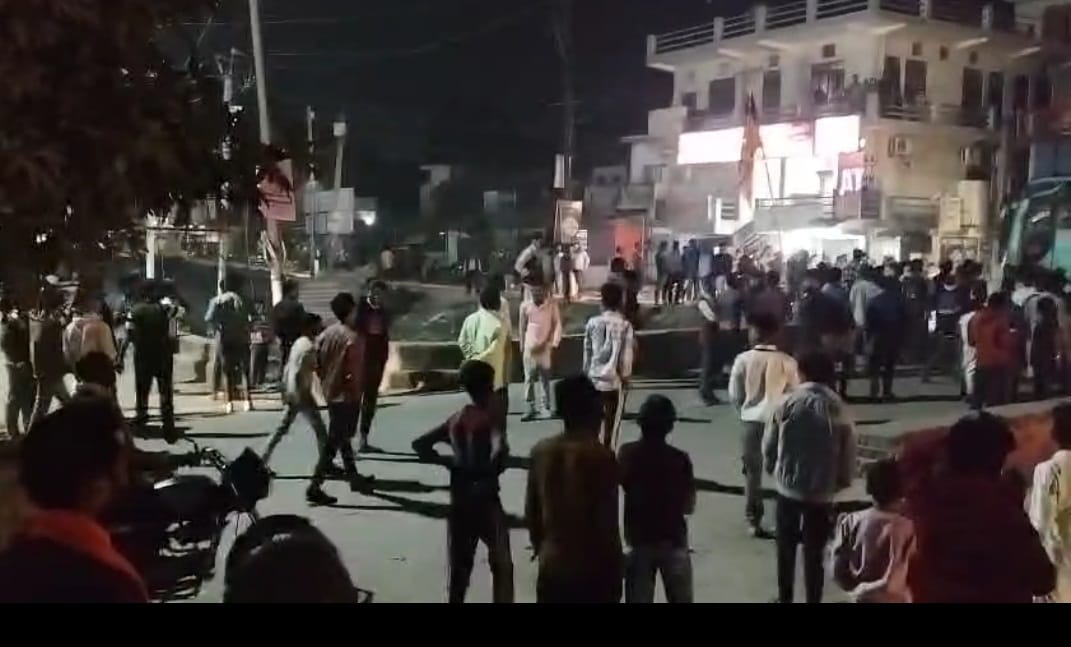 A mechanic was shot, and the mob broke open the car of the accused and threw it into a canal.